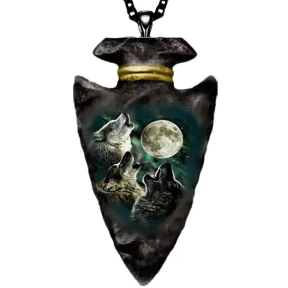 New Men's Arrowhead Shaped Wolf Necklace - 18" chain w/ 2" extension - Picture 3 of 9